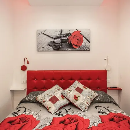 Casa Lolla, A Red Rose In * Sorrento