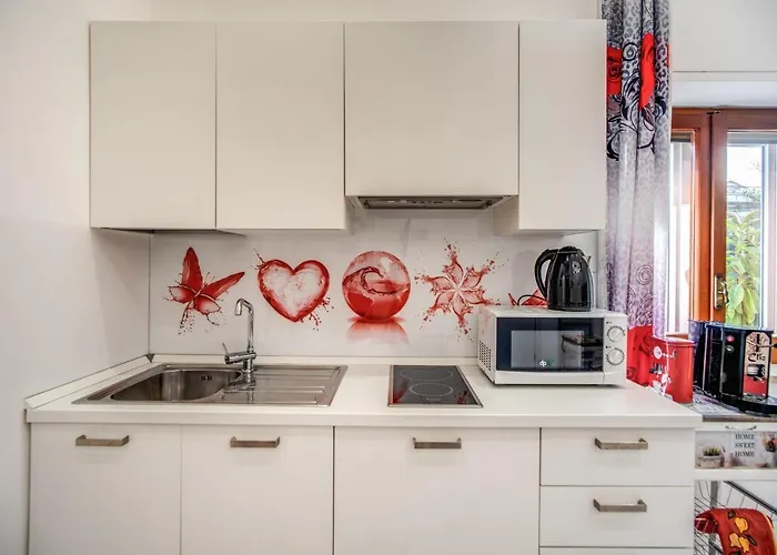 Casa Lolla, A Red Rose In Апартаменти