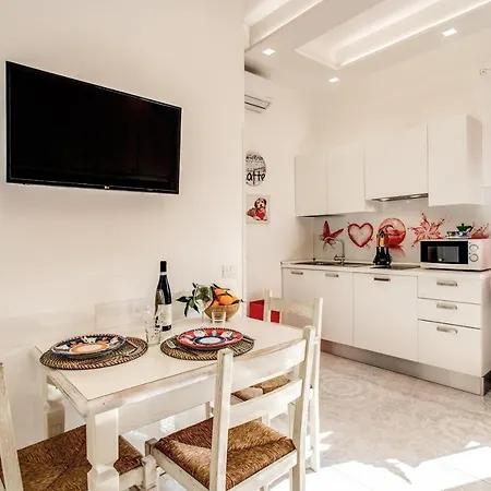 Appartement Casa Lolla, A Red Rose In