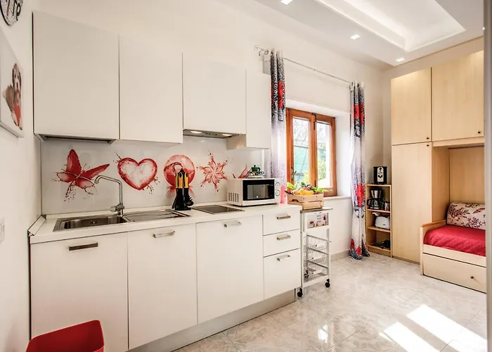 Casa Lolla, A Red Rose In * Península Sorrentina